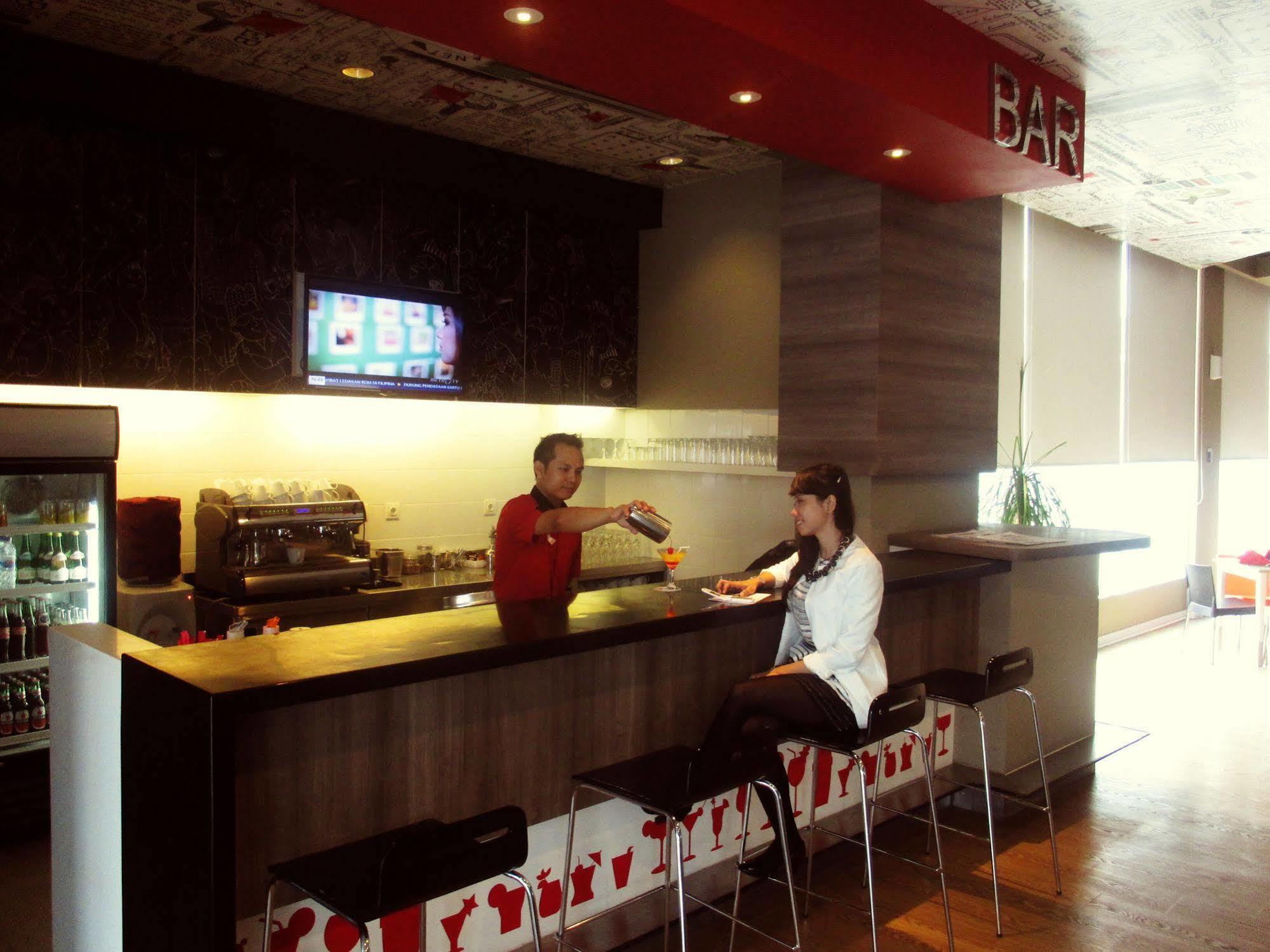 泗水市中心宜必思酒店 外观 照片